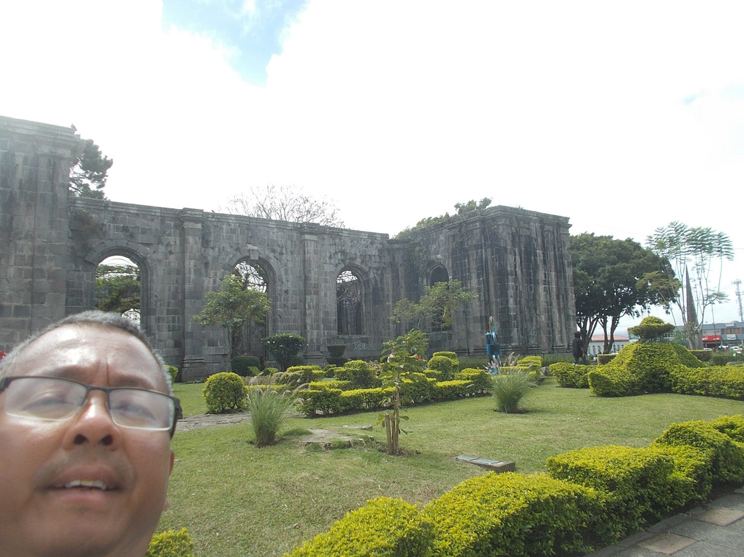 Santiago Apostol Parish Ruins景点图片