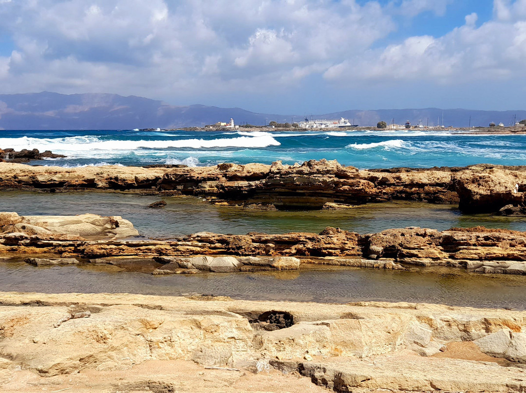 Viglia Beach Apartments主图