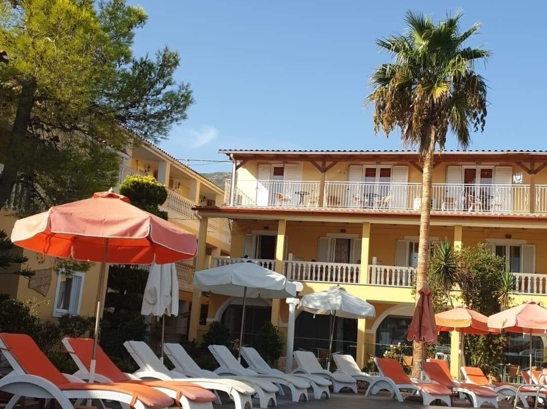 Panorama Studios Apartments主图