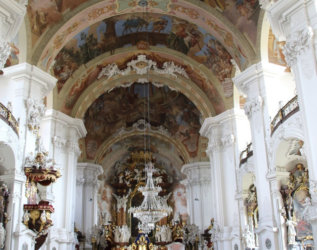 Krzeszów Abbey景点图片