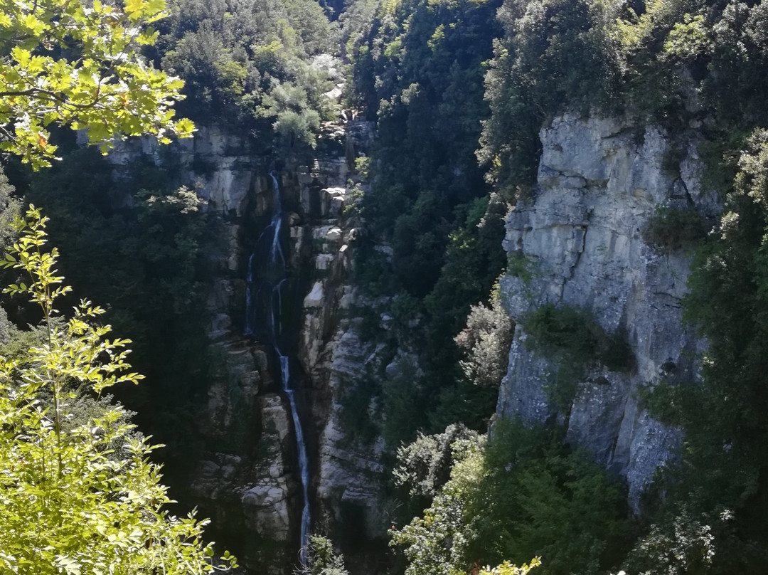 Rio Verde Waterfall-Borrello必去景点