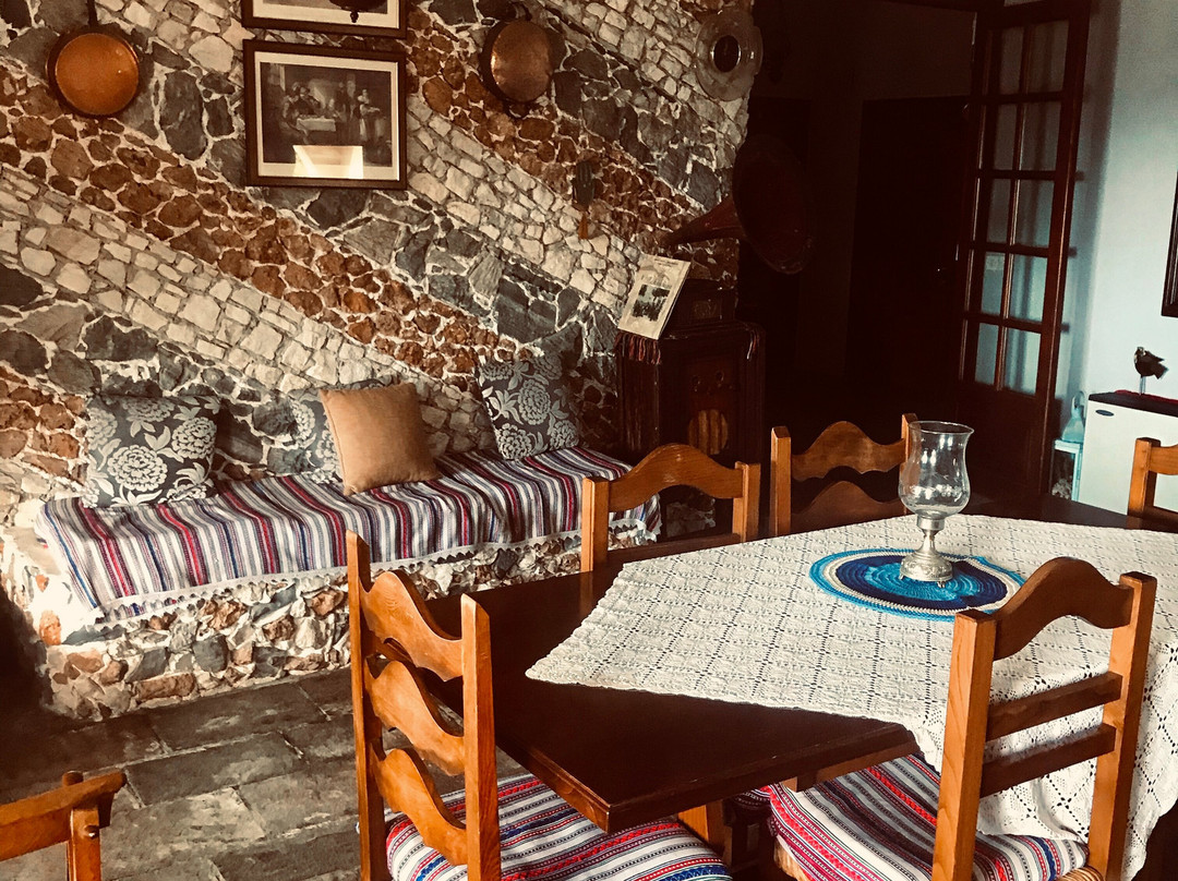 Diogenis Hotel主图