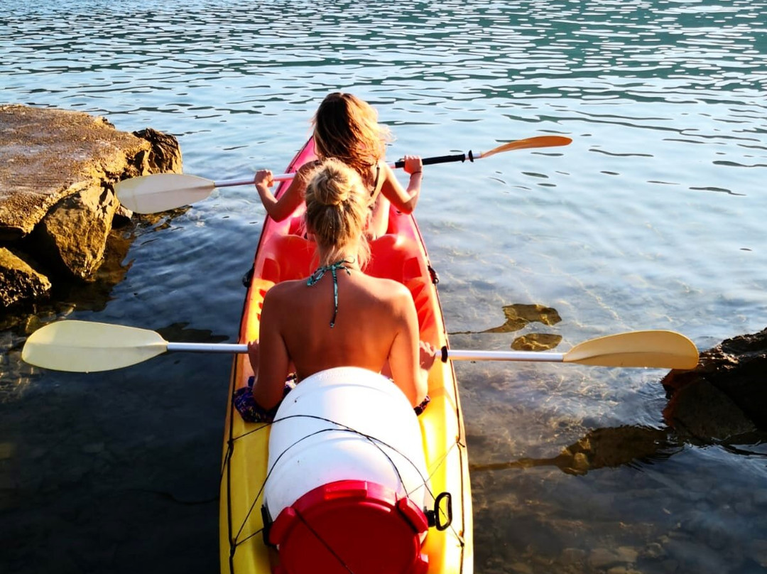 Kayaking Ston景点图片