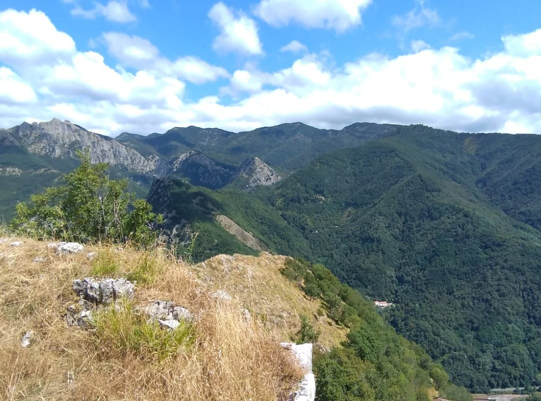 Rocca di Lucchio-Bagni di Lucca必去景点