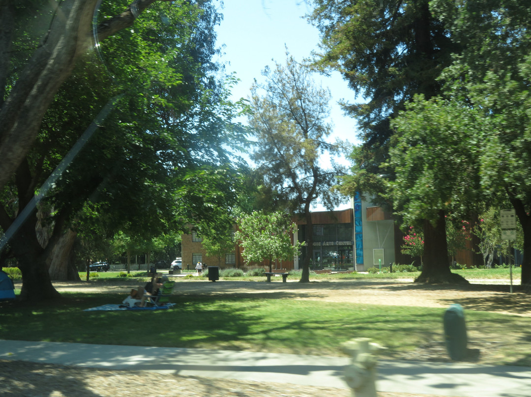 Firehouse Arts Center-普莱森顿必去景点