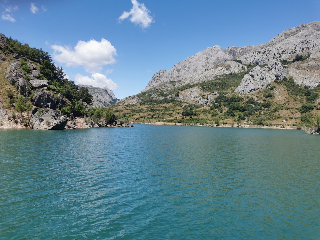 Paseos en Barco por el embalse de Riano景点图片