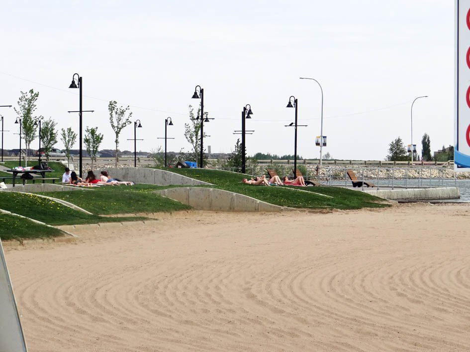 Chestermere Lake景点图片
