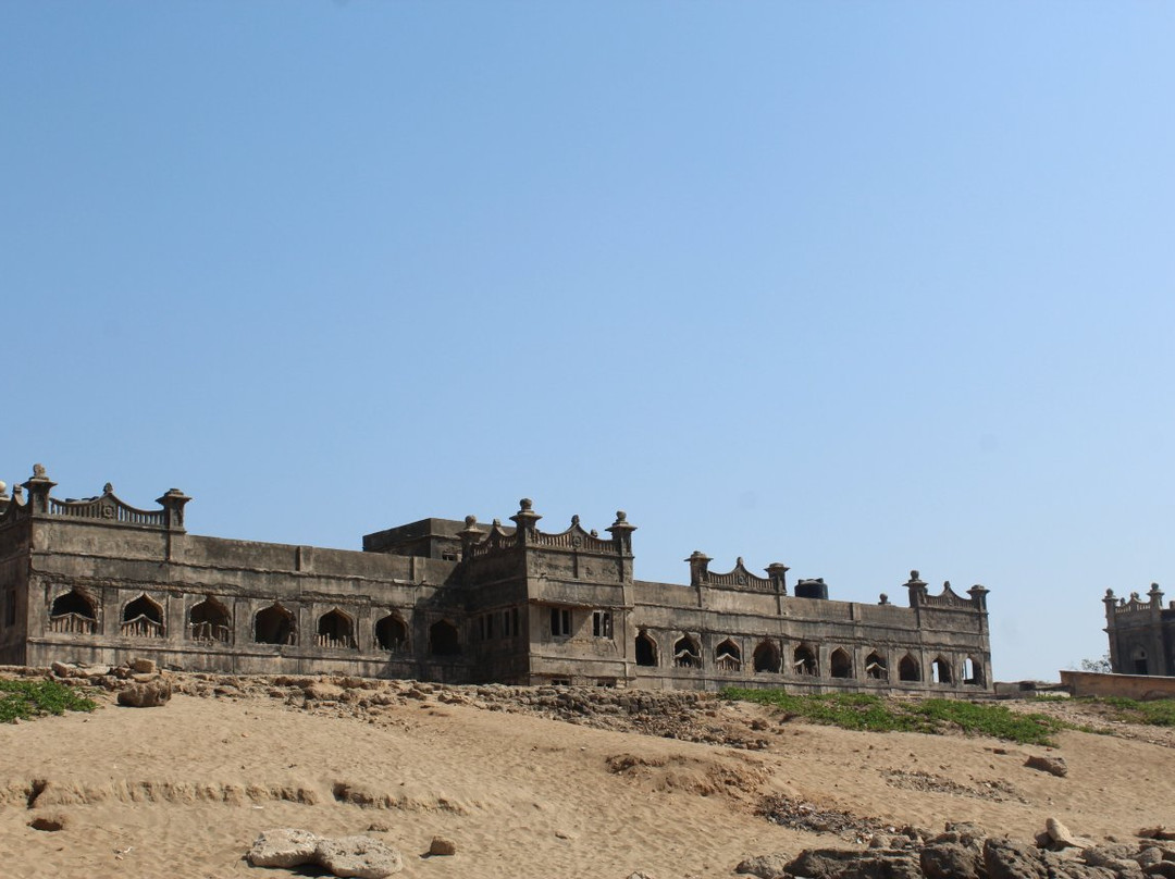 Chorwad Beach景点图片