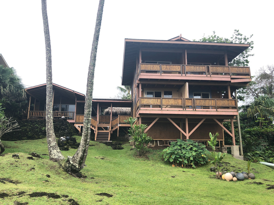 Bamboo Inn on Hana Bay主图