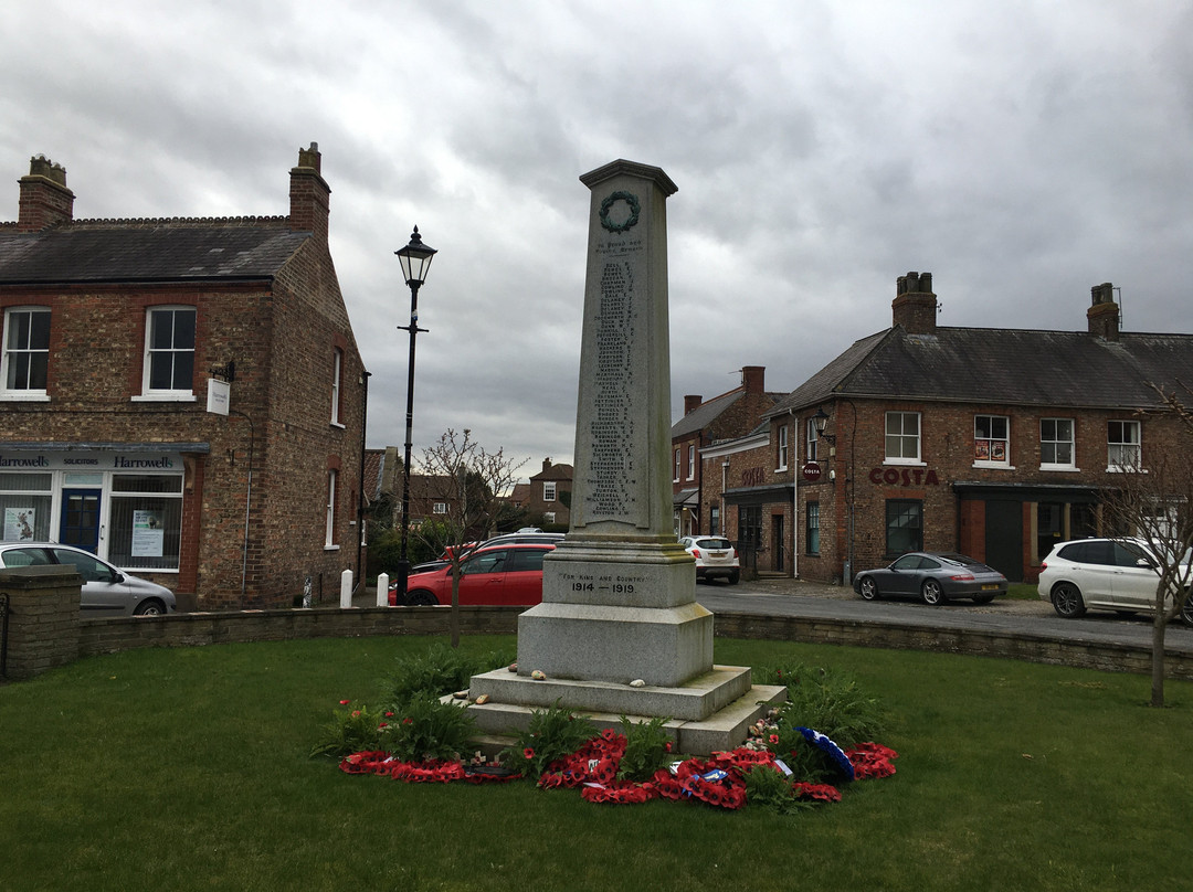 The Easingwold War Memorial景点图片