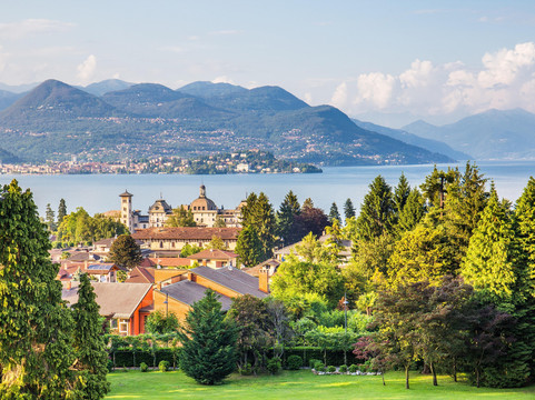 Basecamp Europe-卢加诺必去景点