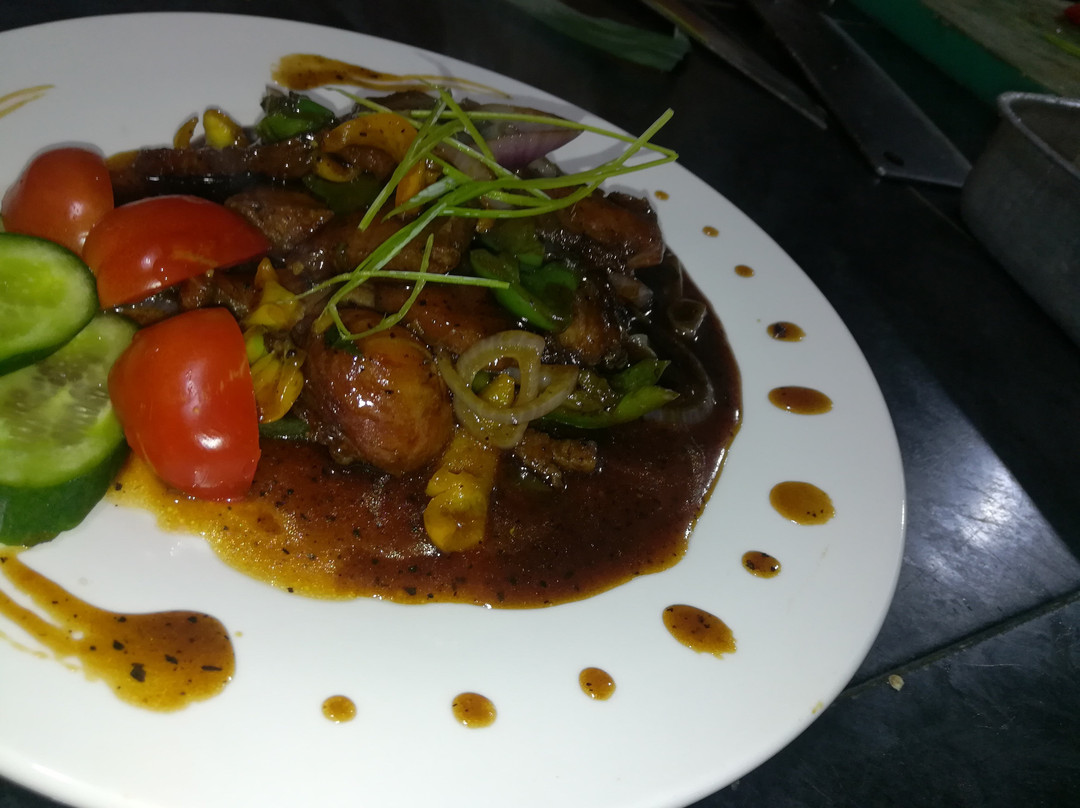 Hill Cool Hotel & Restaurant主图