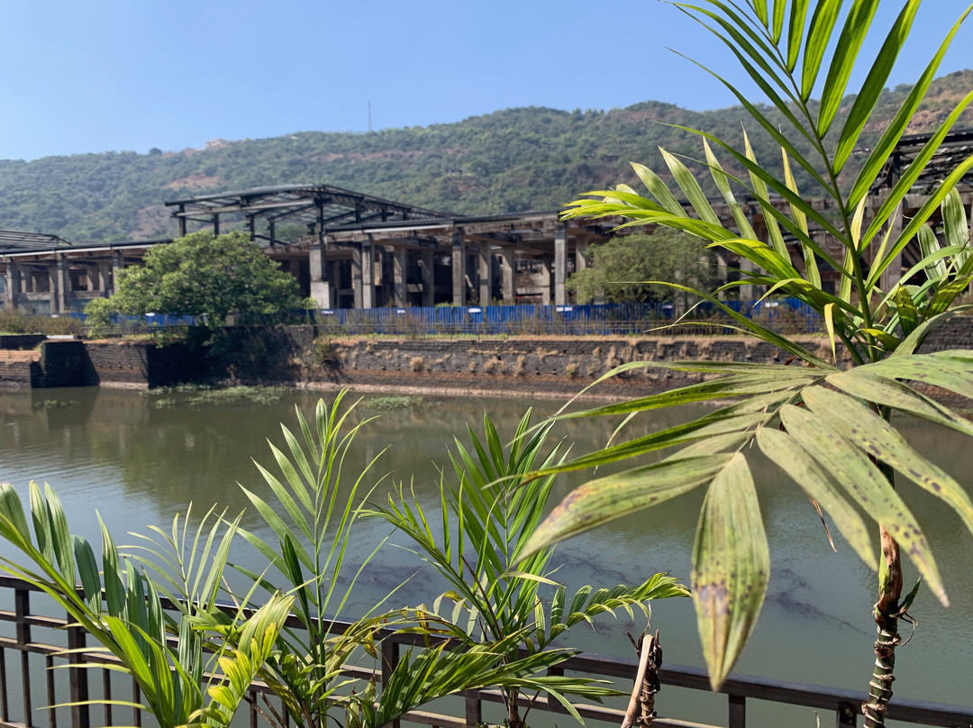 Lakeside Promenade景点图片