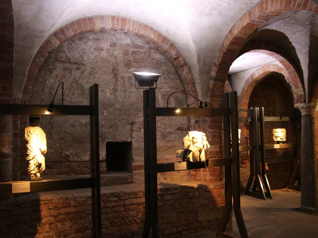 Cripta di San Giovanni景点图片
