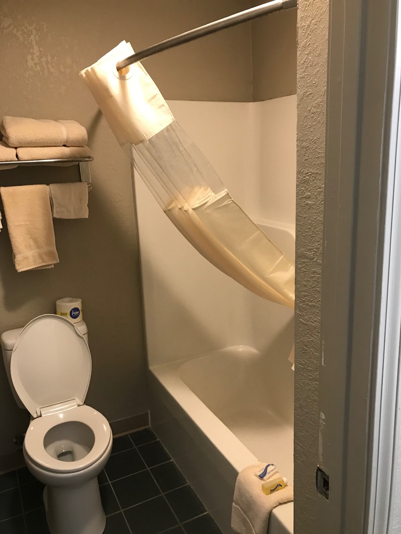 New Orleans Inn-浴室