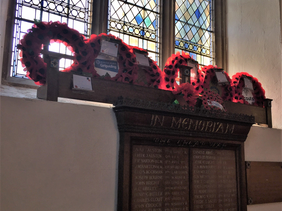 Staplehurst War Memorial景点图片