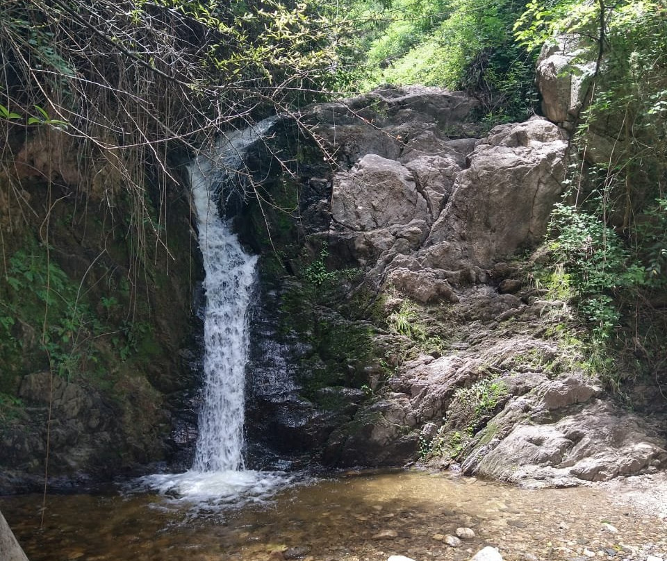 Cascada de Los Helechos景点图片