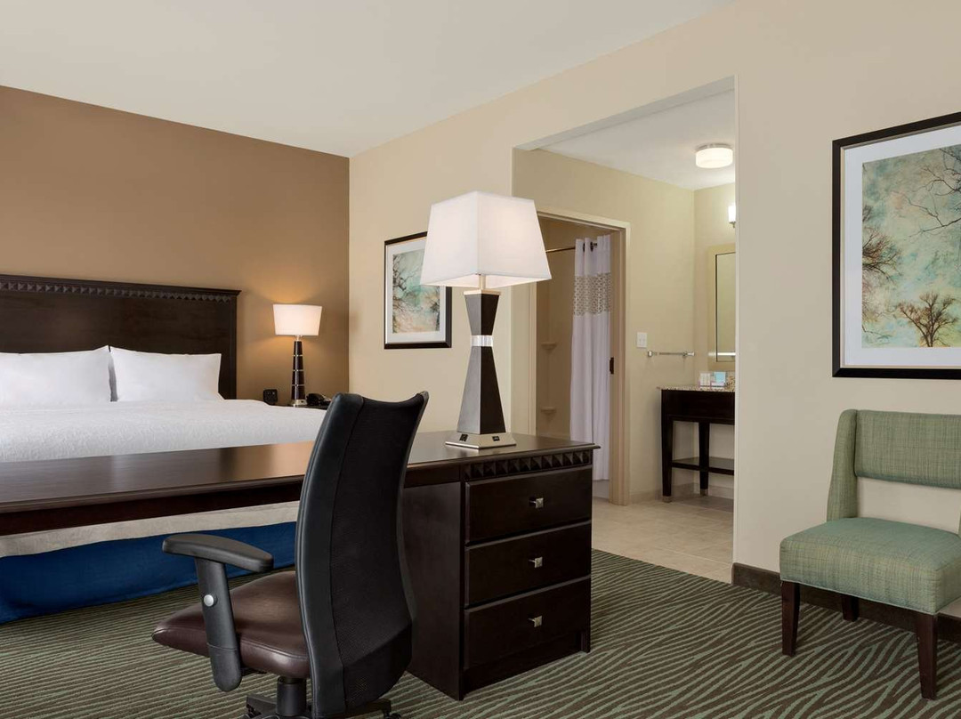 Hampton Inn & Suites Parkersburg Downtown主图