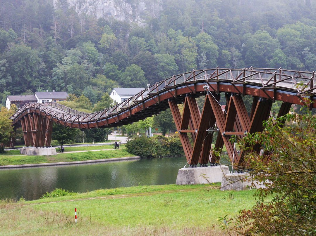 Holzbrücke Tatzlwurm景点图片