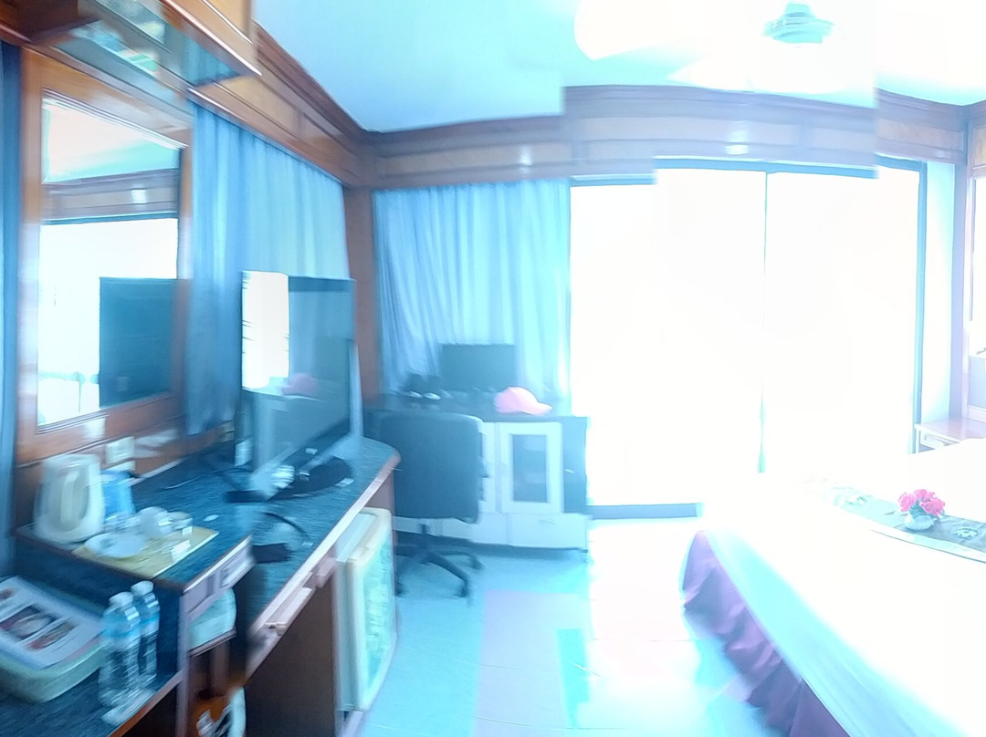 拉迈酒店主图