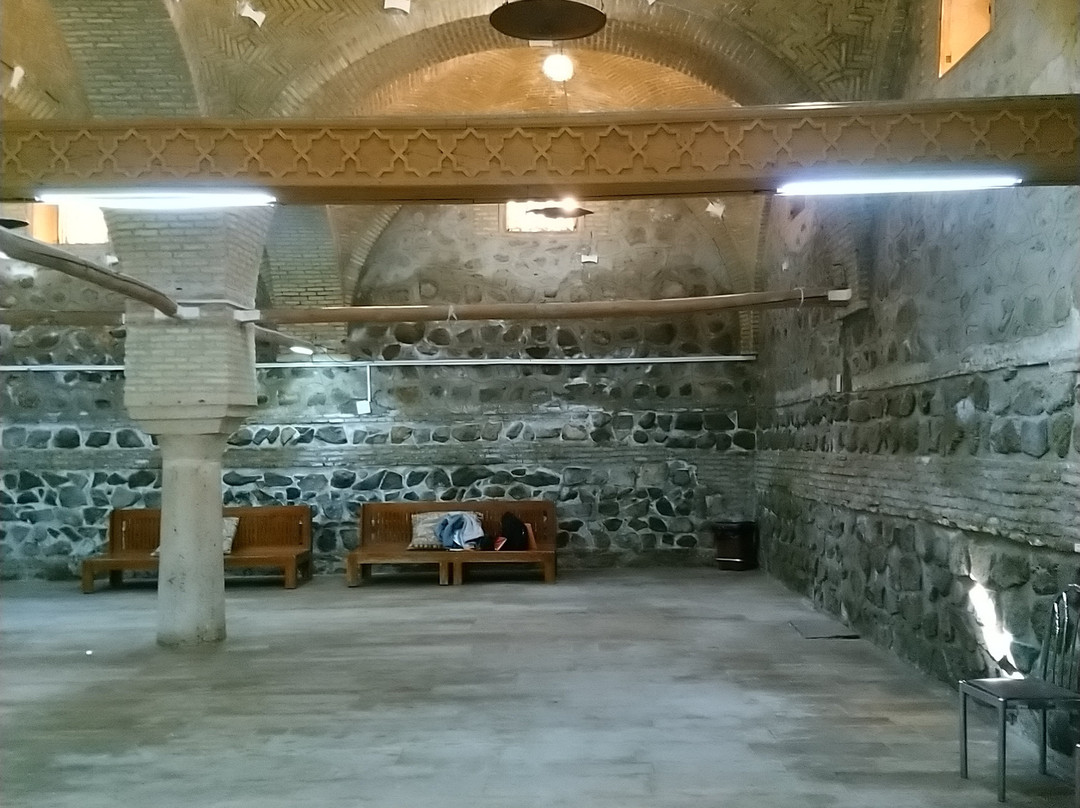 Rakhtshooy Khaneh Edifice景点图片