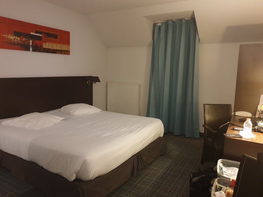 阿卡蒂娜酒店主图