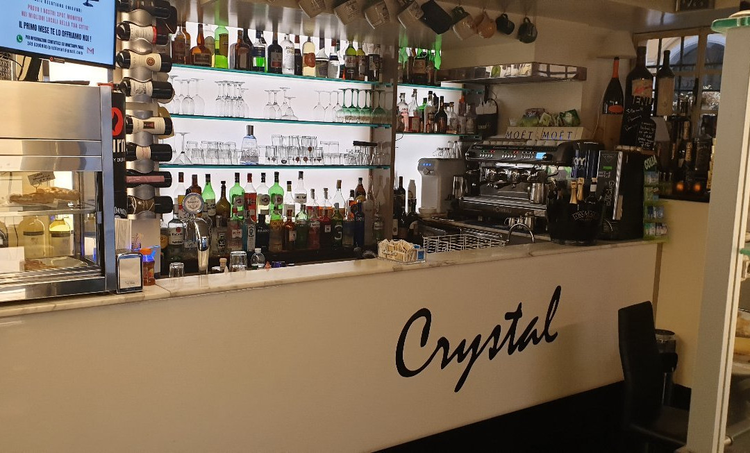 Bar Crystal-基亚瓦里必去景点