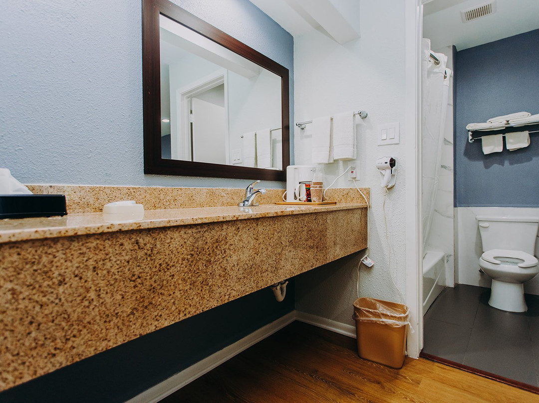 Scottish Inns & Suites Kemah主图