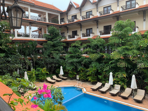 暹粒西姆酒店主图