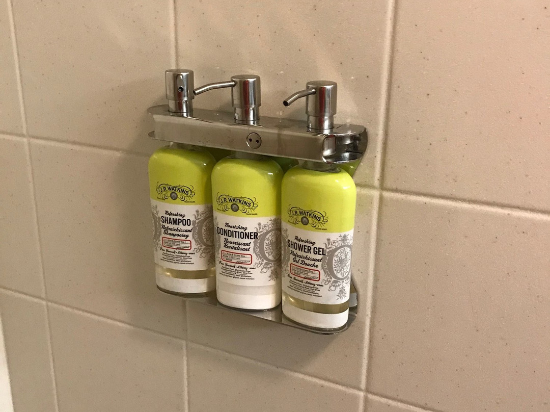 北曾斯维尔快捷假日&套房酒店主图