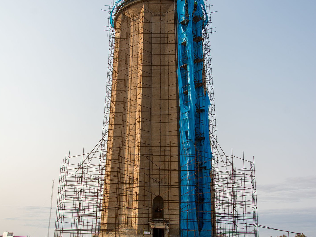 Gonbad-e Qabus Tower景点图片
