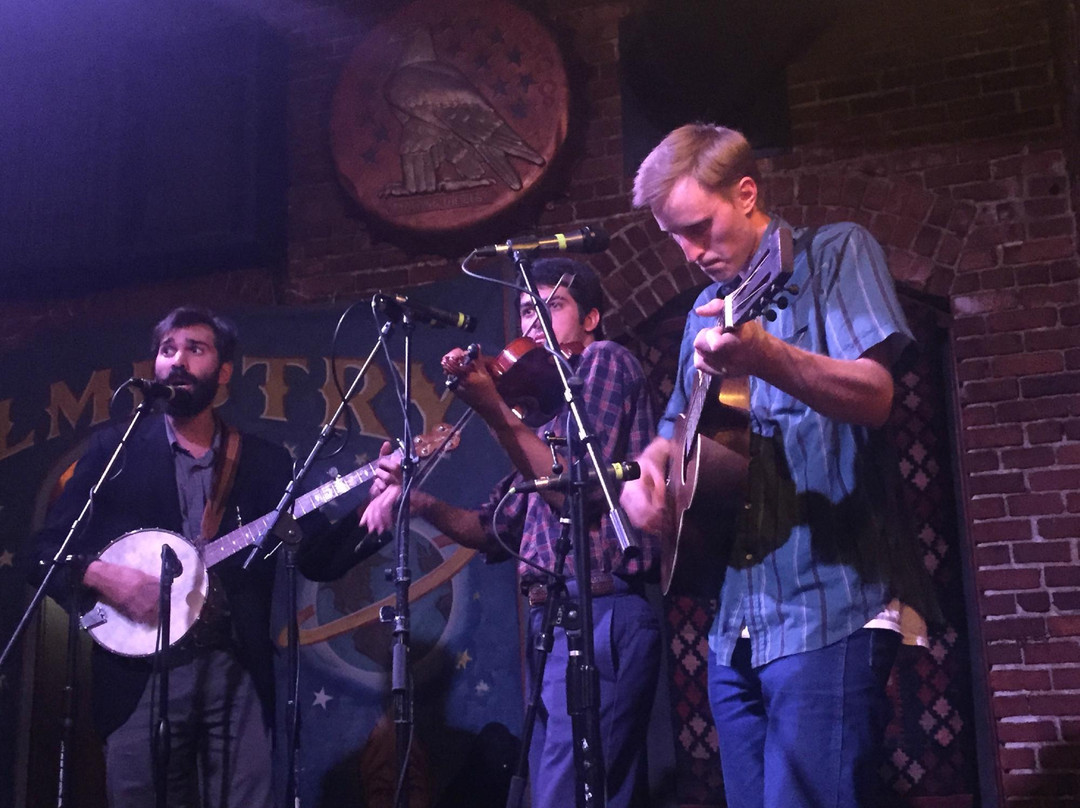 McMenamins White Eagle Saloon and Rock & Roll Hotel-波特兰必去景点