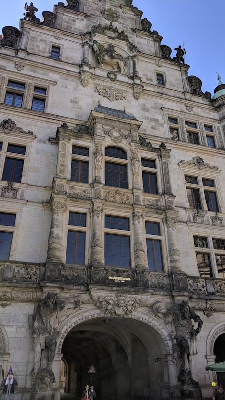 Schlossplatz景点图片