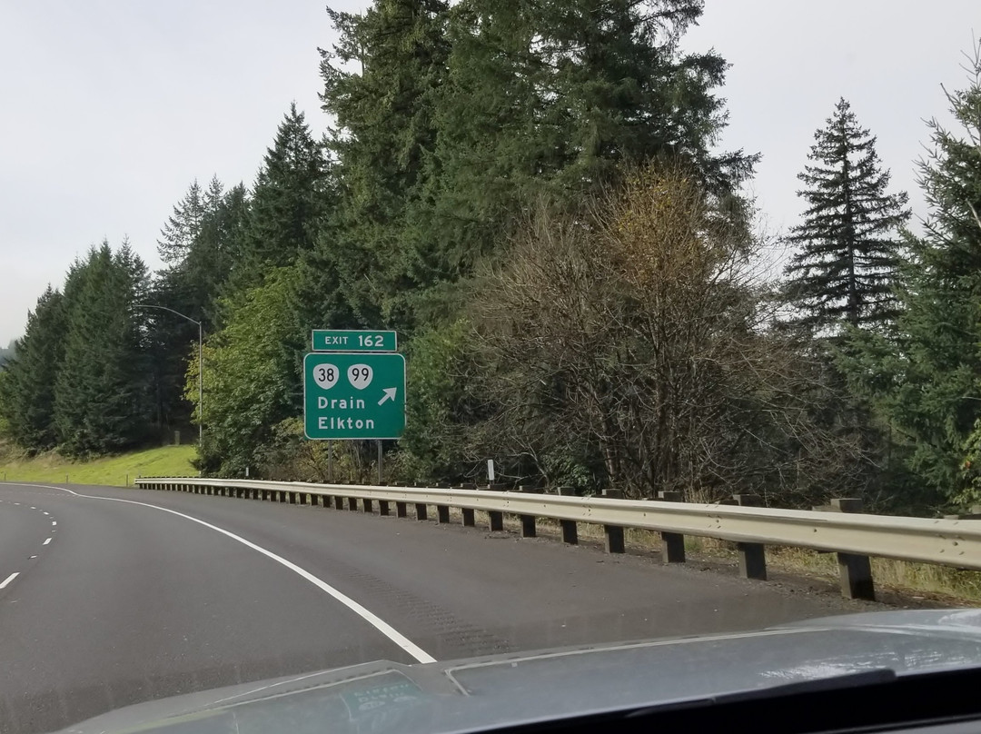 Oregon Route 38景点图片