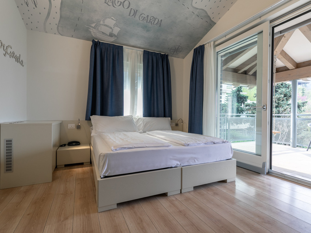 托尔博莱酒店住宿-Hi Hotels Torbole