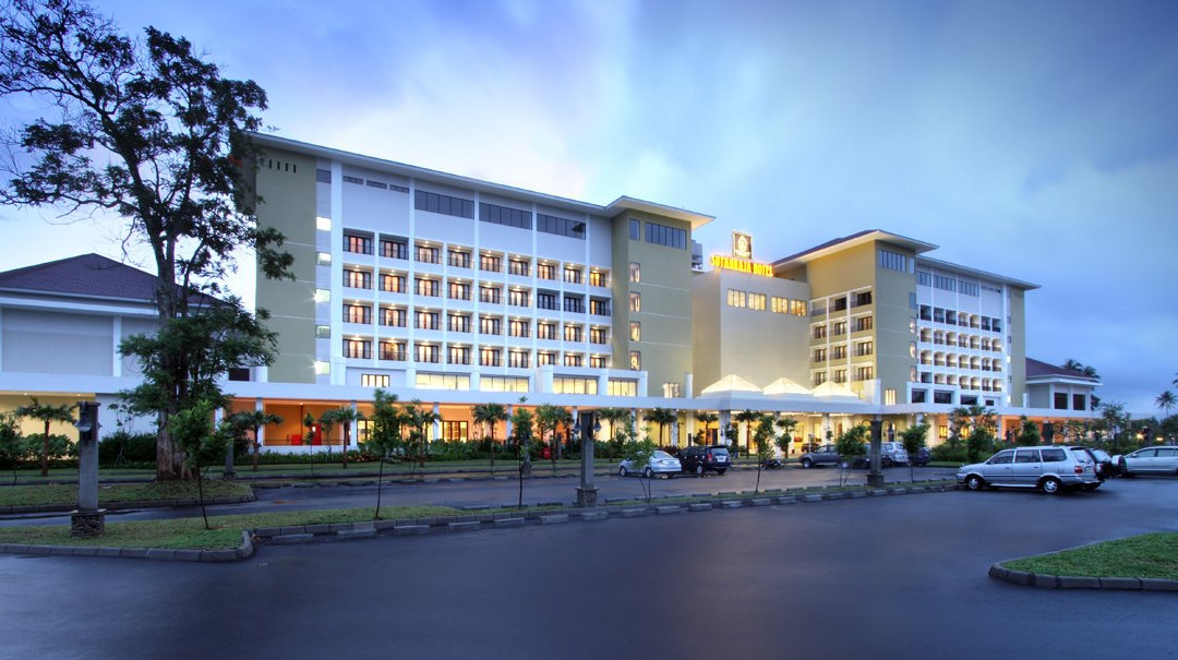 Sutan Raja Hotel & Convention Centre Manado主图