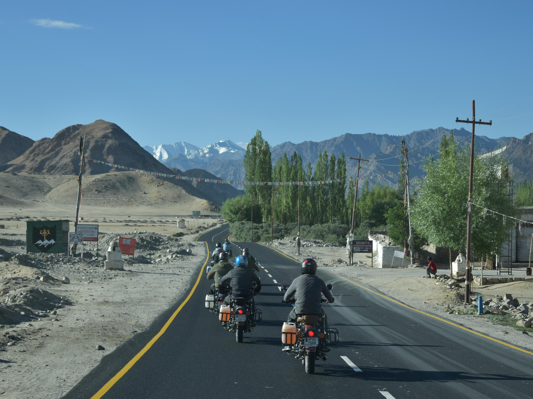 Motorbike Expeditions景点图片