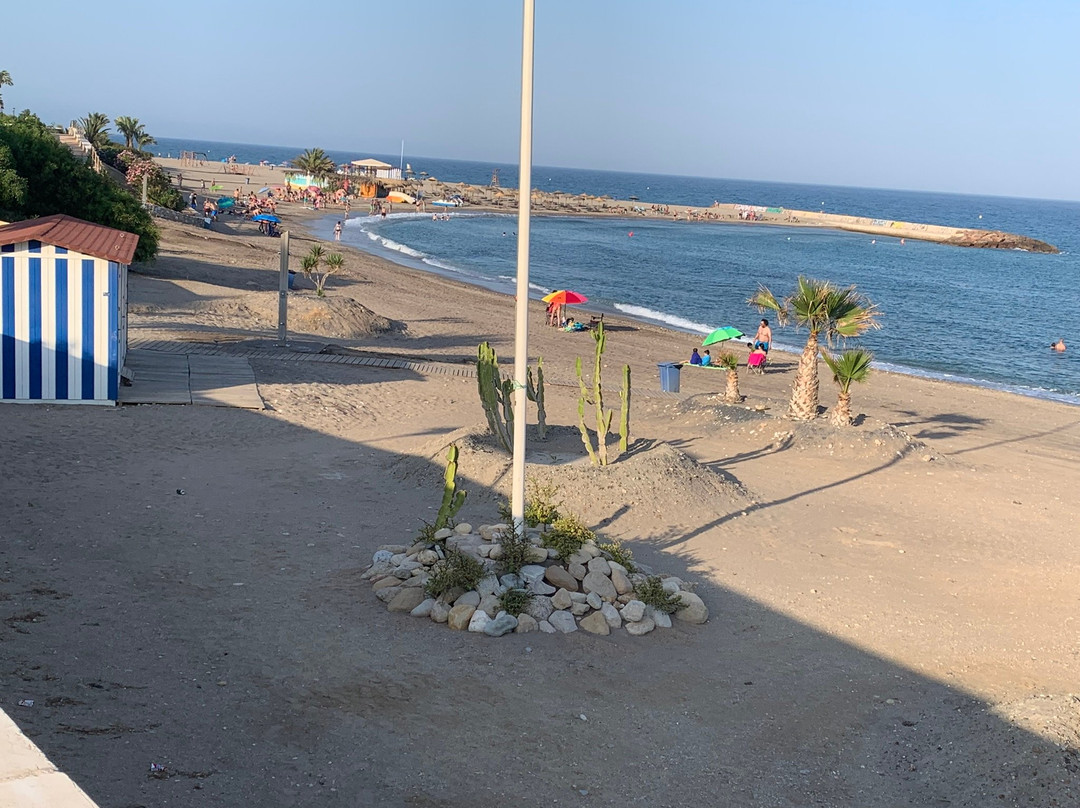Playa del Lance景点图片