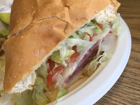 Marengo餐馆和美食-Long Branch Pizza