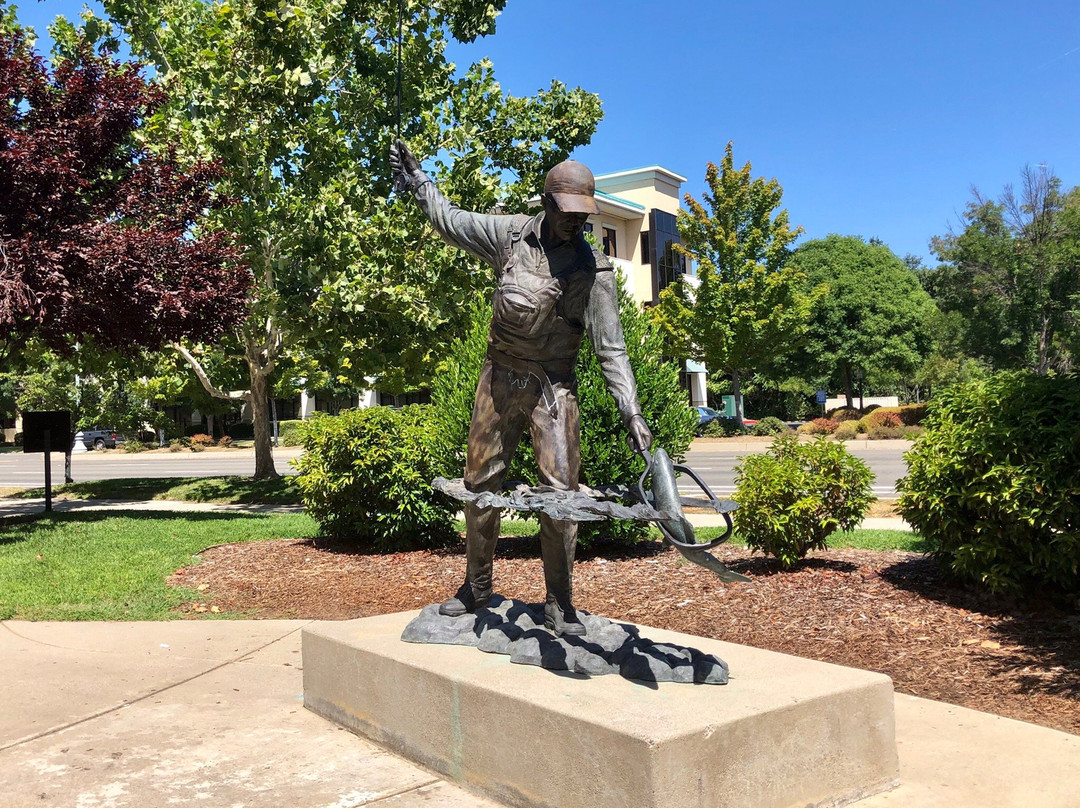 Redding Sculpture Garden景点图片