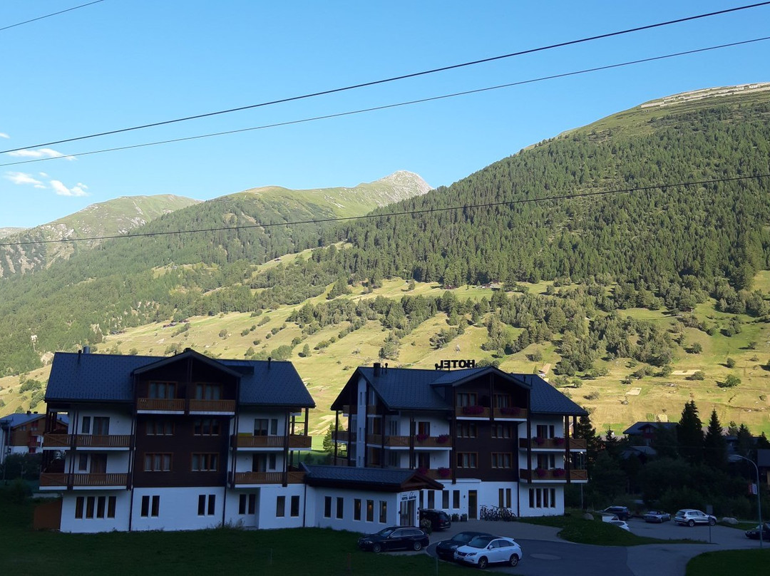 Zum Larch Bed & Breakfast