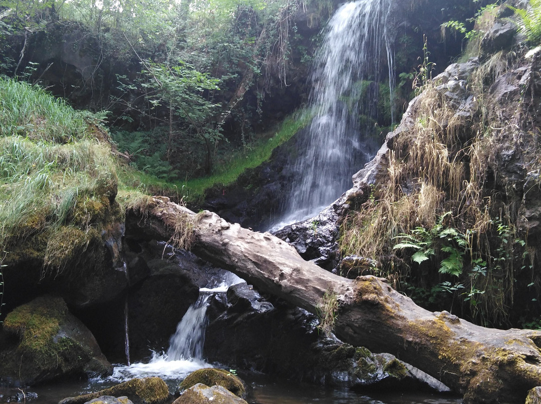 Cascade de la Planchette景点图片