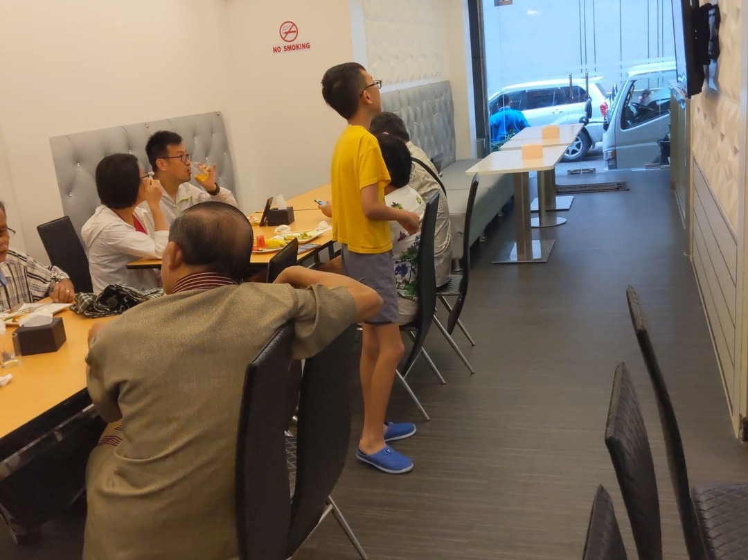 三叶草城市中心酒店主图