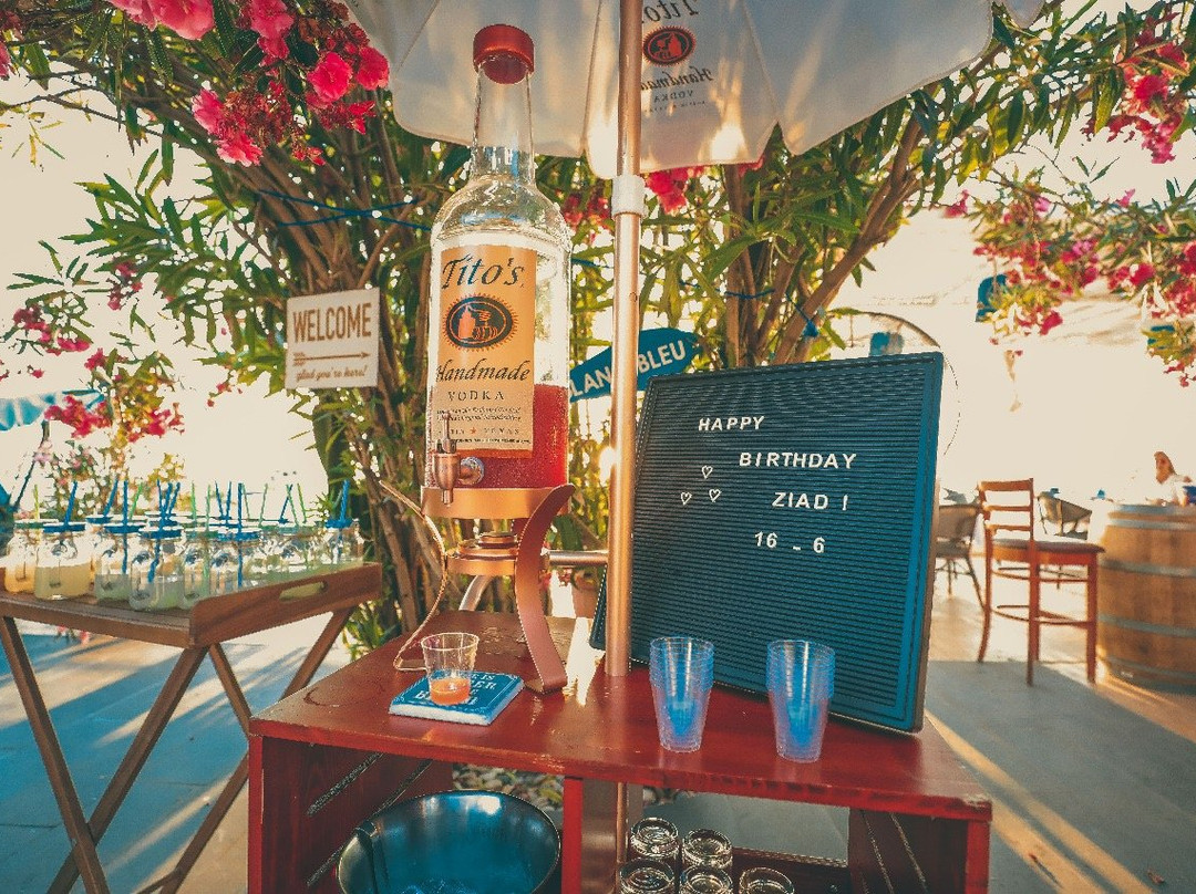 Le Blanc Bleu - Guesthouse & Restaurant主图