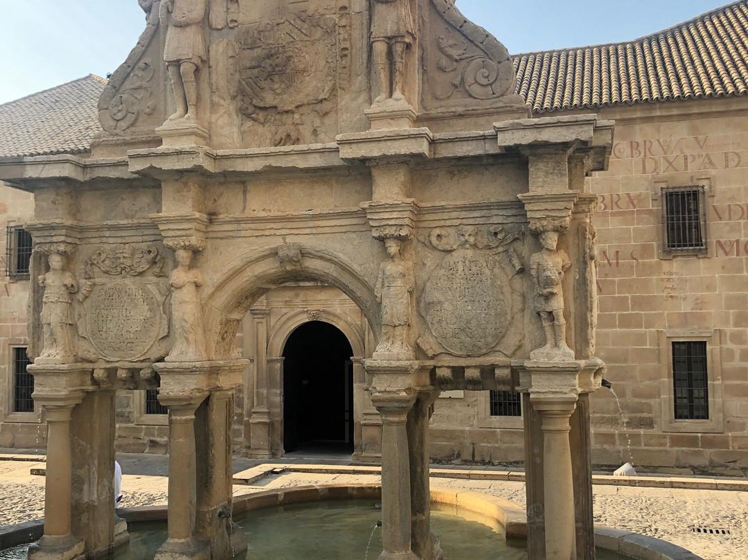 Fuente de Santa Maria景点图片