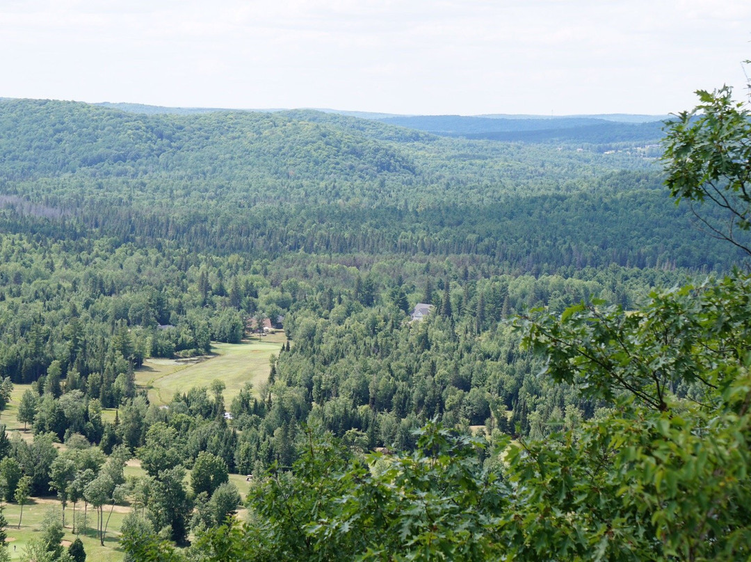 Eagle's Nest Park & Lookout-班克罗夫特必去景点