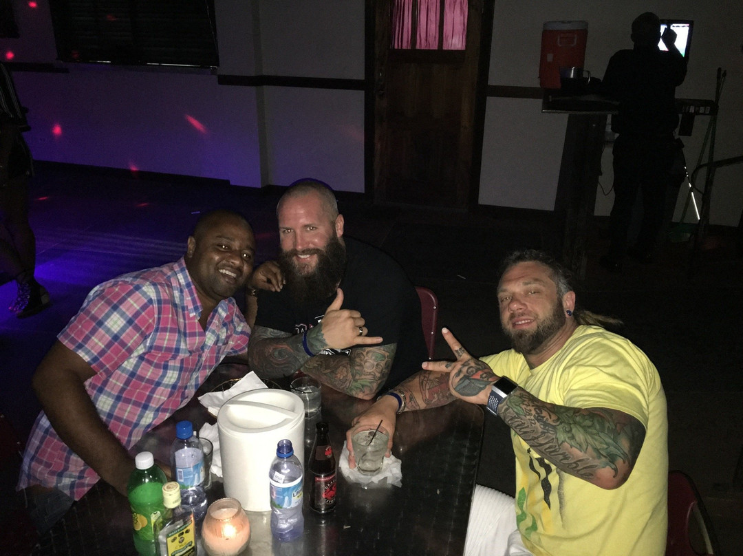 Drs Jamaica Transportation & Tours-St. Ann's Bay必去景点