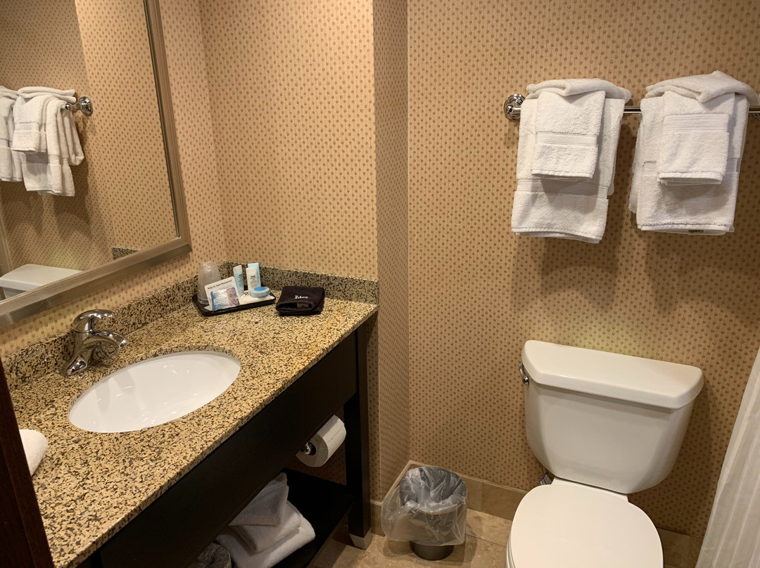 The Boulevard Inn & Bistro主图