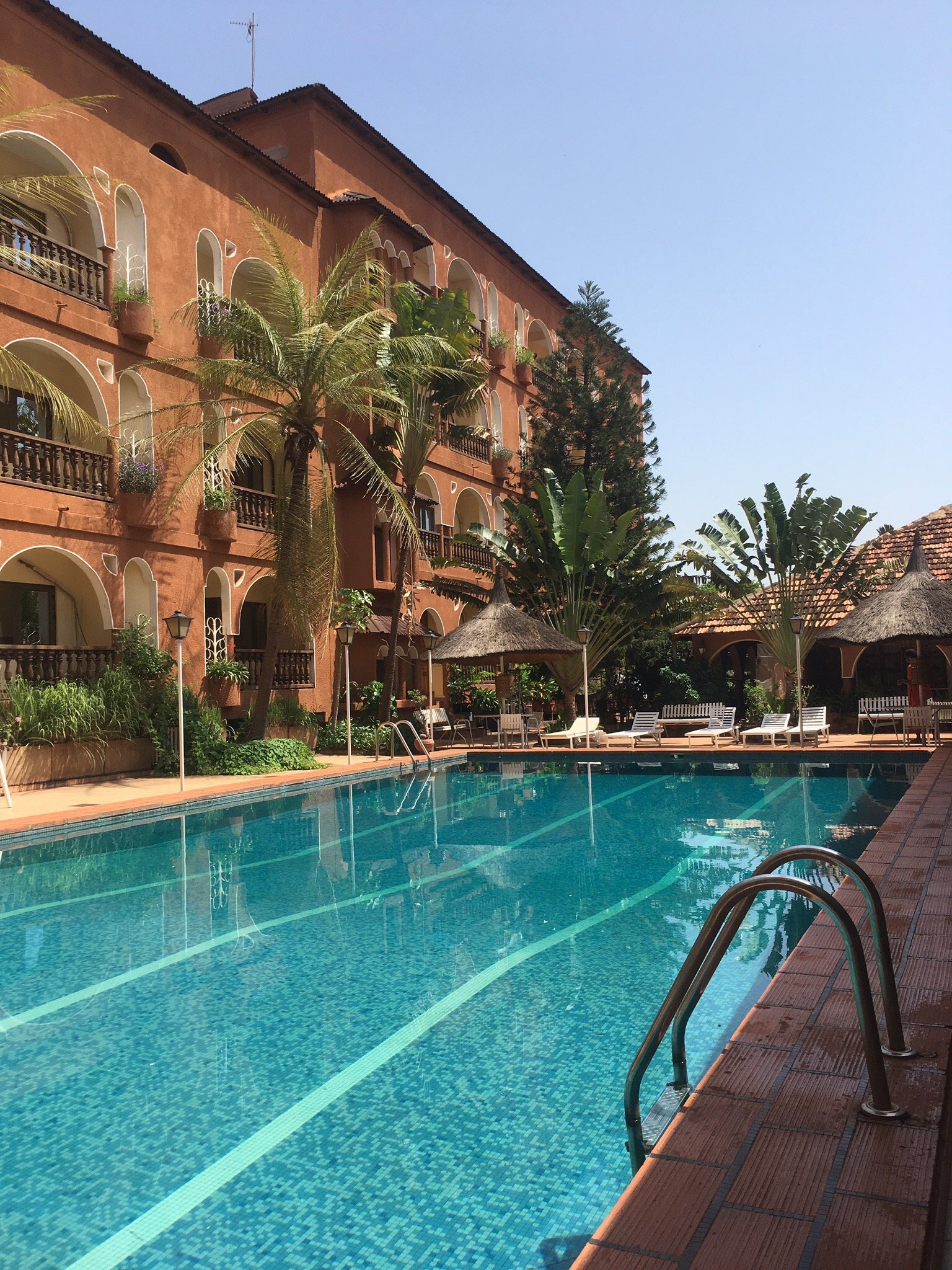 Hôtel L'auberge-官方
