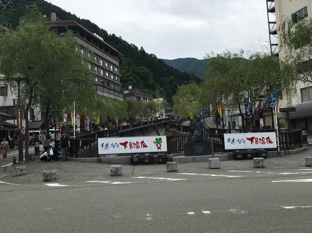 下吕温泉富岳主图